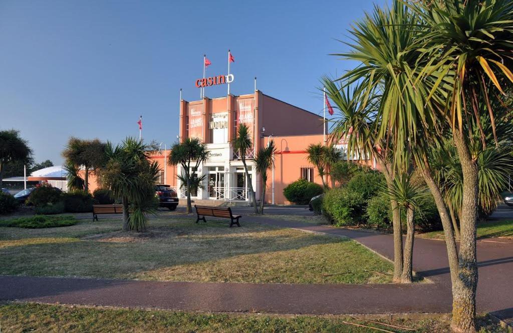 La Boussole Centre Station Proche Mer Agon-Coutainville Kültér fotó